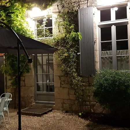 Bed and Breakfast La Cour Saint Louis Кастельно-Монратье Экстерьер фото