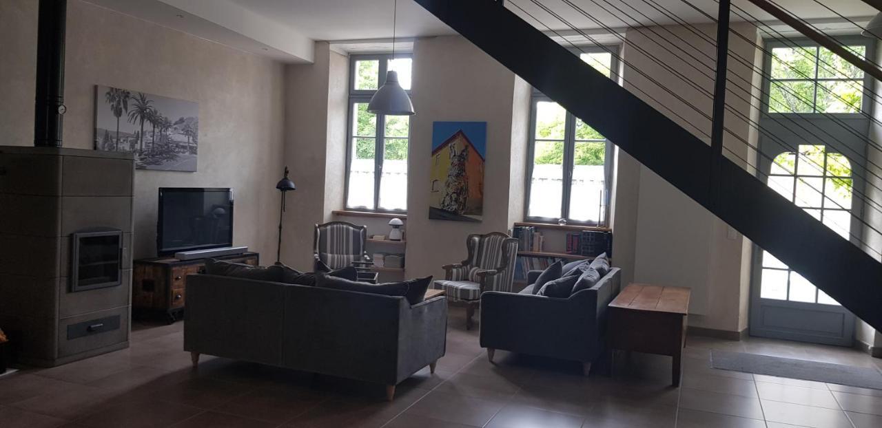 Bed and Breakfast La Cour Saint Louis Кастельно-Монратье Экстерьер фото