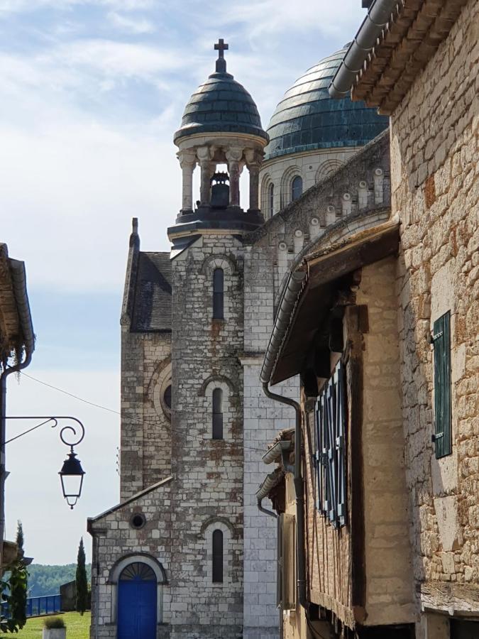 Bed and Breakfast La Cour Saint Louis Кастельно-Монратье Экстерьер фото
