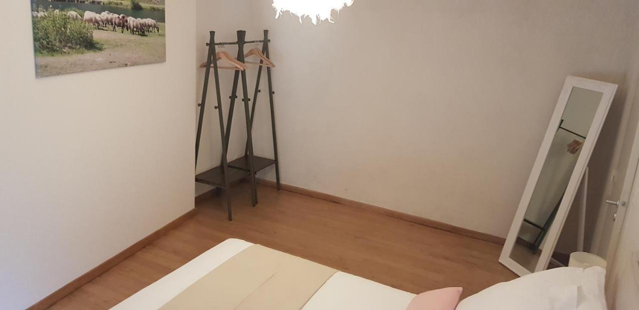 Bed and Breakfast La Cour Saint Louis Кастельно-Монратье Экстерьер фото