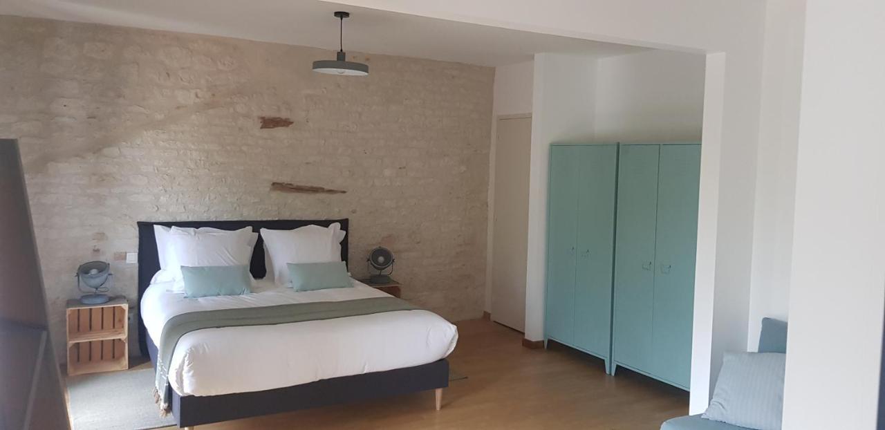 Bed and Breakfast La Cour Saint Louis Кастельно-Монратье Экстерьер фото