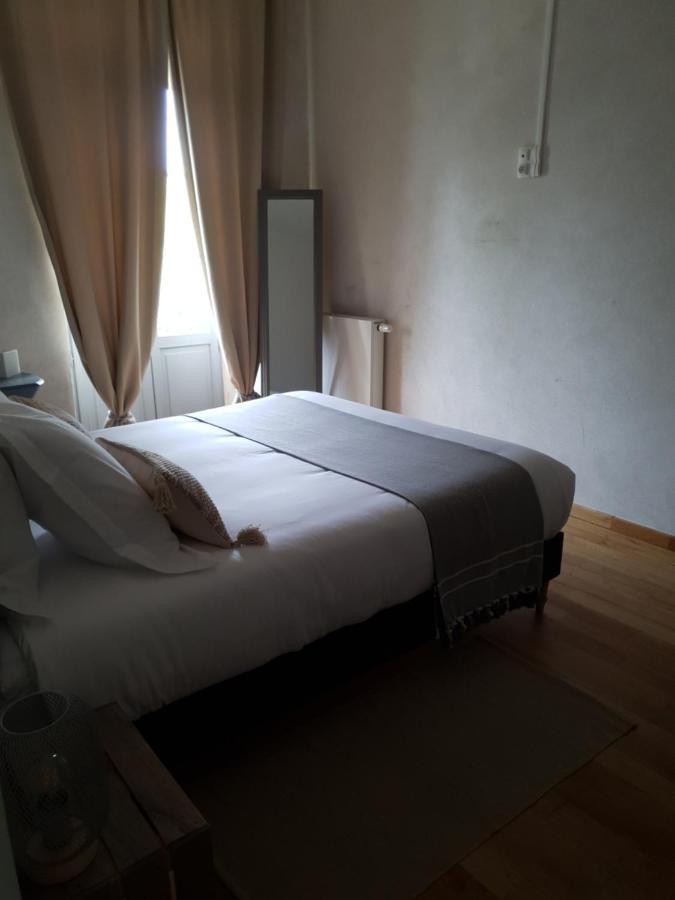 Bed and Breakfast La Cour Saint Louis Кастельно-Монратье Экстерьер фото