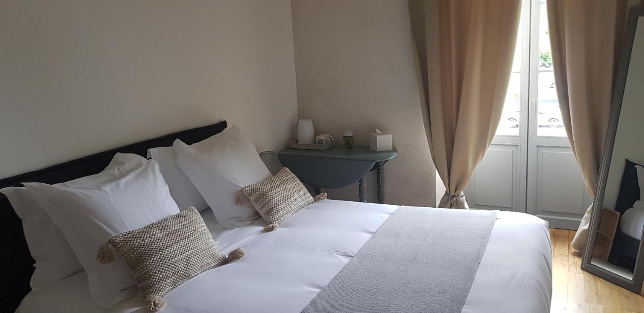 Bed and Breakfast La Cour Saint Louis Кастельно-Монратье Экстерьер фото
