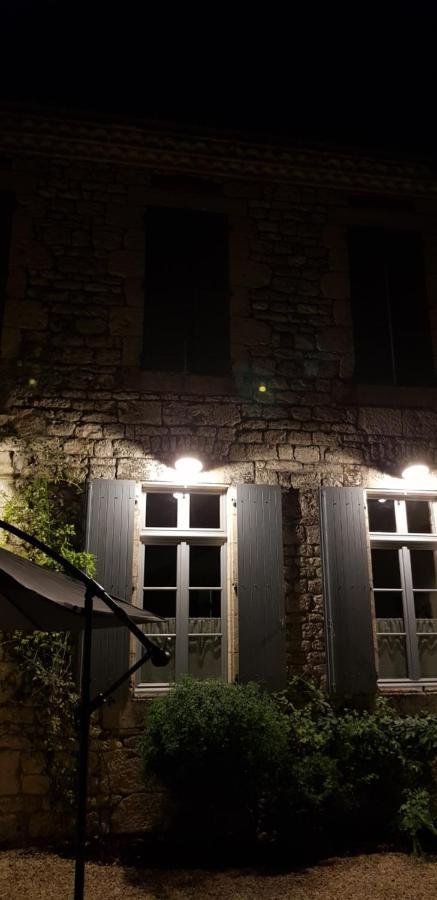 Bed and Breakfast La Cour Saint Louis Кастельно-Монратье Экстерьер фото